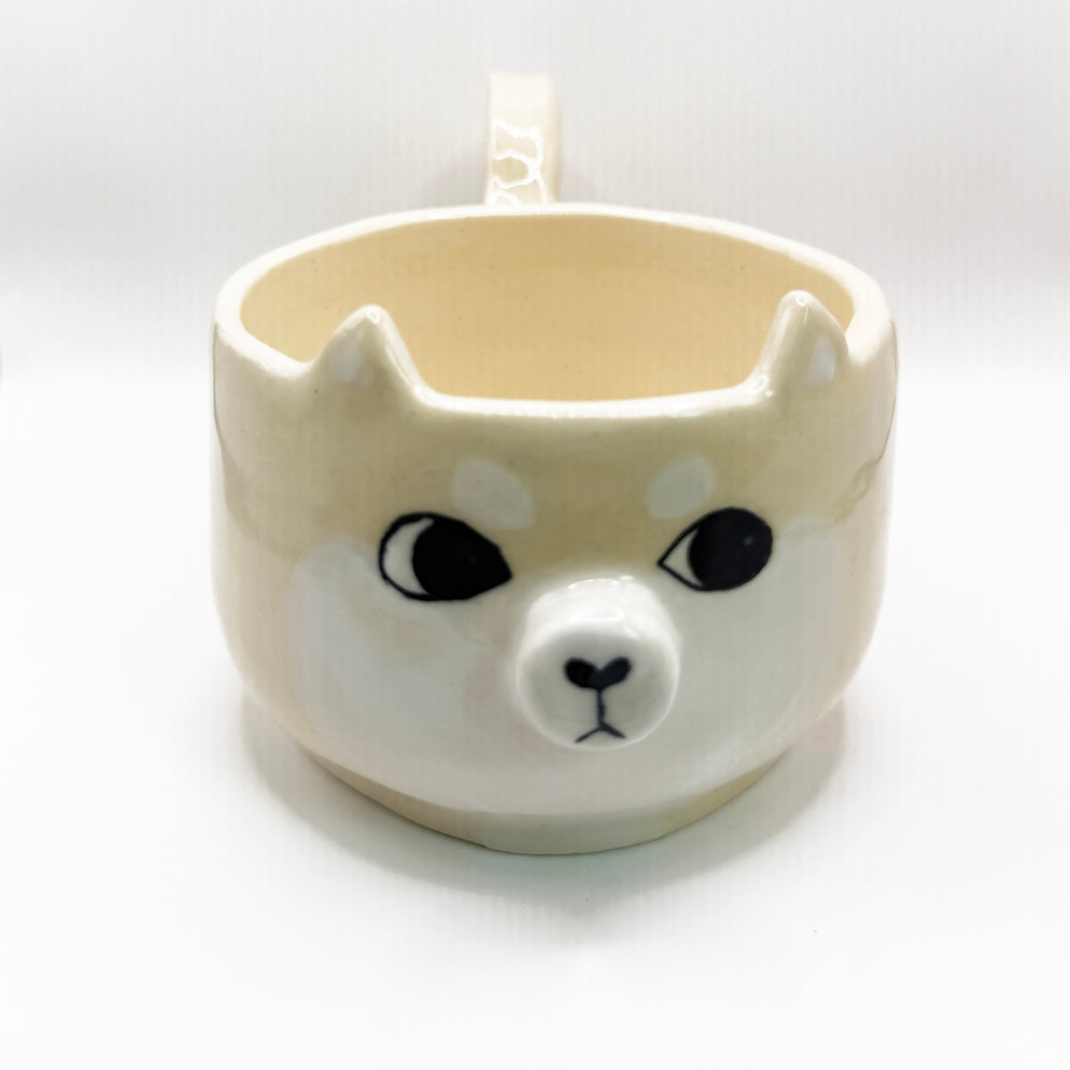 Cream Side Eye Shiba Inu Mug with Tail Handle